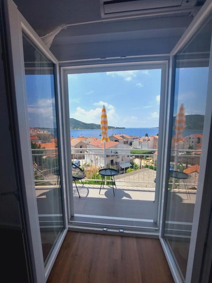 Vinko Rooms Primošten Exterior foto