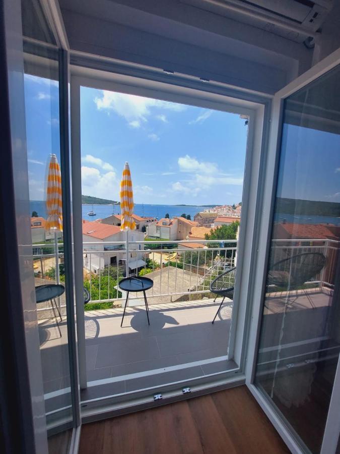 Vinko Rooms Primošten Exterior foto
