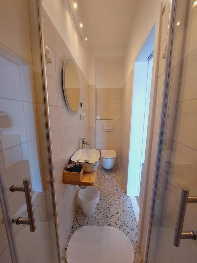 Vinko Rooms Primošten Exterior foto