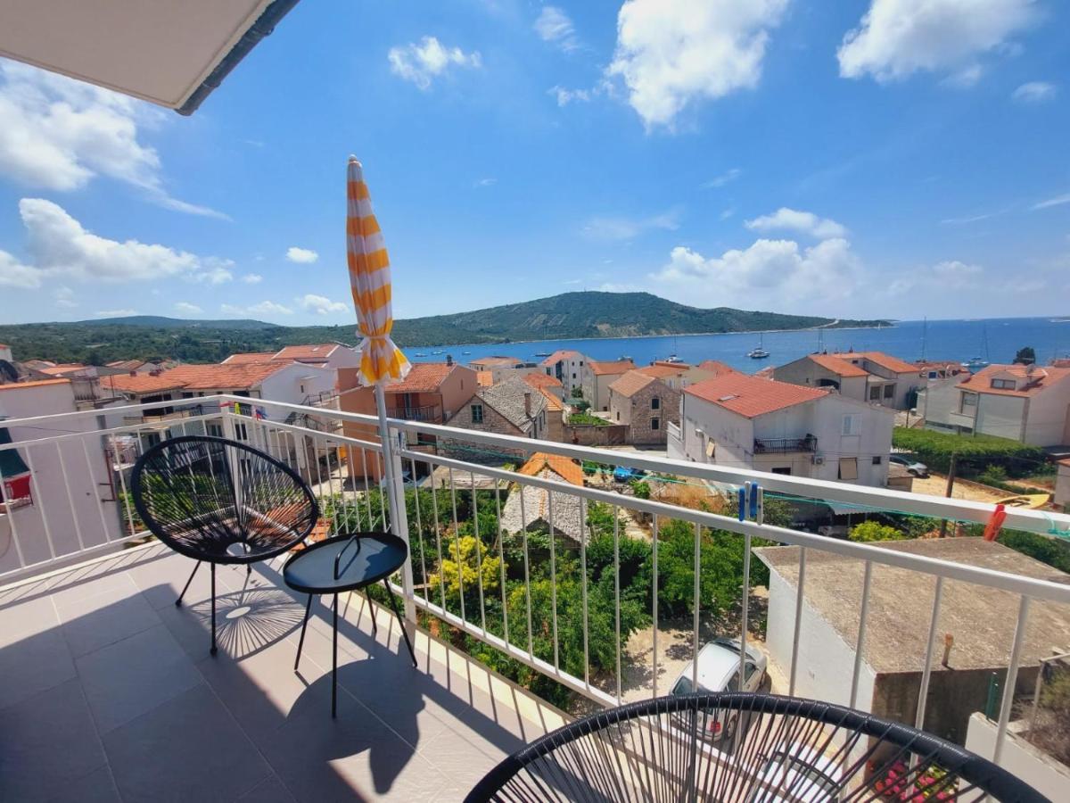 Vinko Rooms Primošten Exterior foto