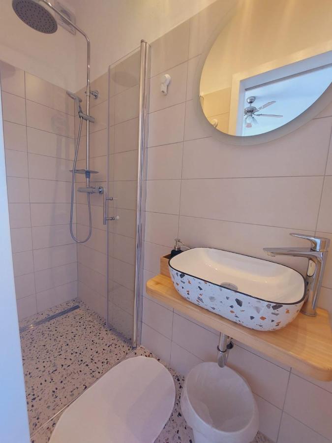 Vinko Rooms Primošten Exterior foto