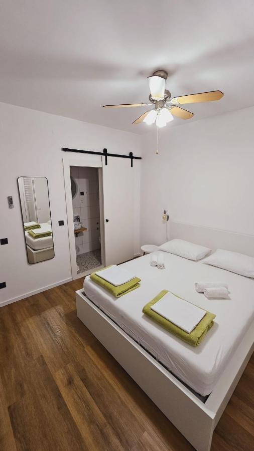 Vinko Rooms Primošten Exterior foto